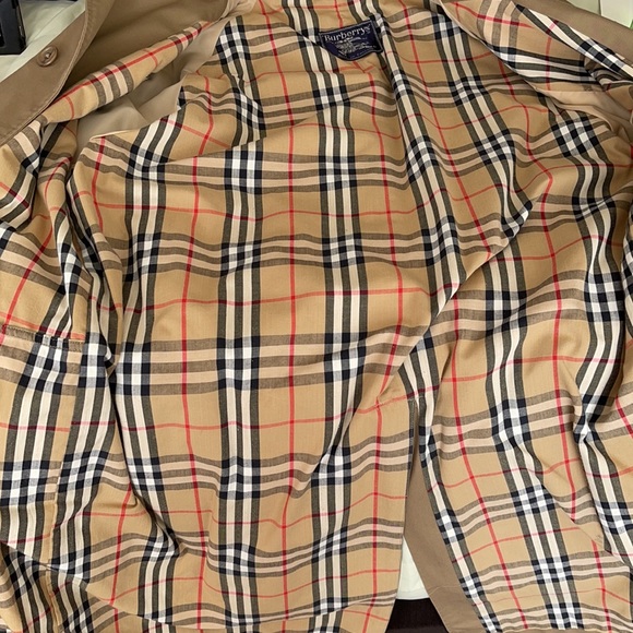 Burberrys’ Dark Tan Overcoat Classic Vintage - Picture 11 of 14